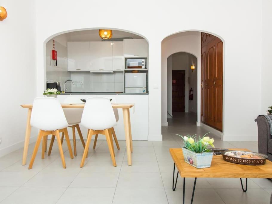 Central Apartment - Pool And Sea View & Albufeira Center Exterior photo